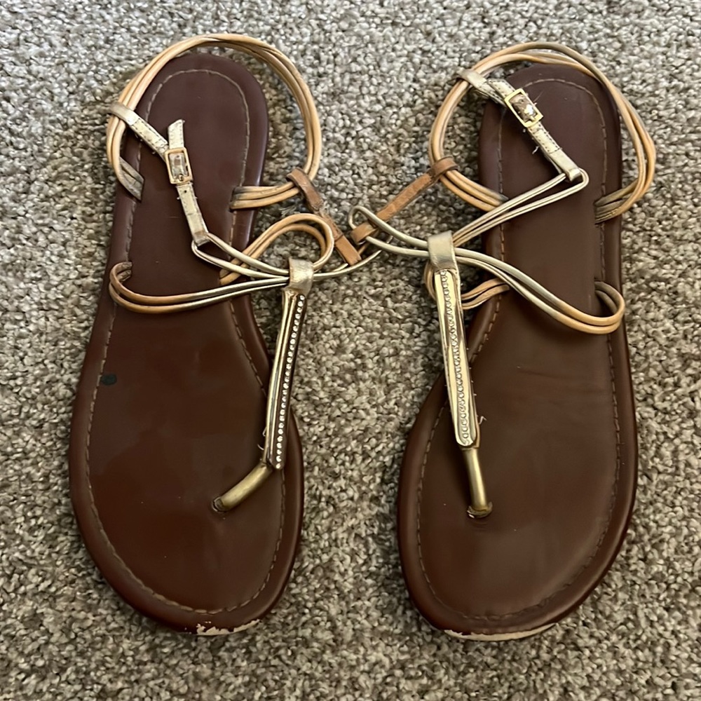 Aldo tan and gold sandals